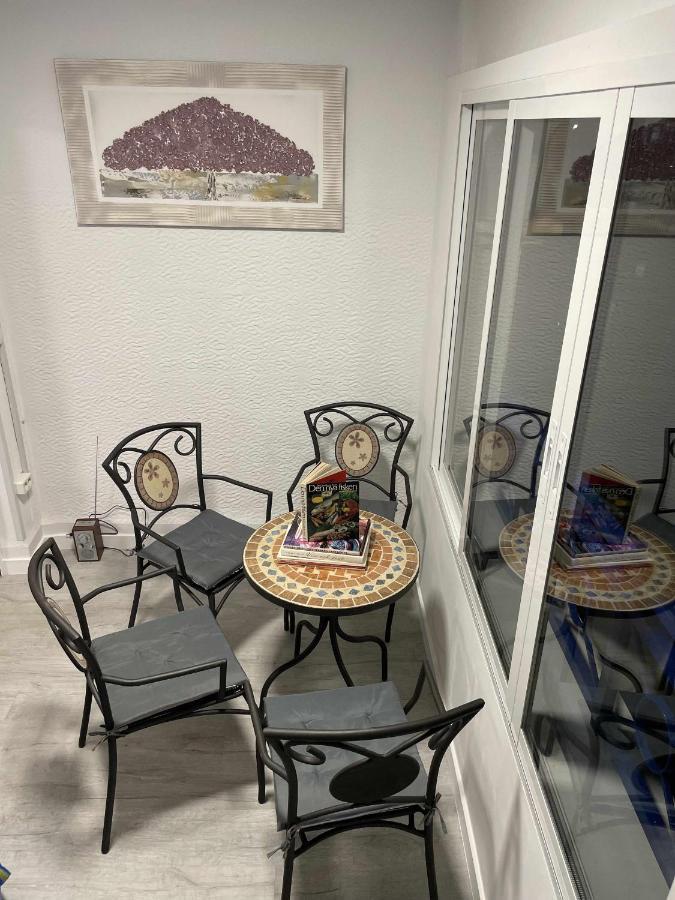 Sonrisa Soleada Apartment ซานตาโปลา ภายนอก รูปภาพ