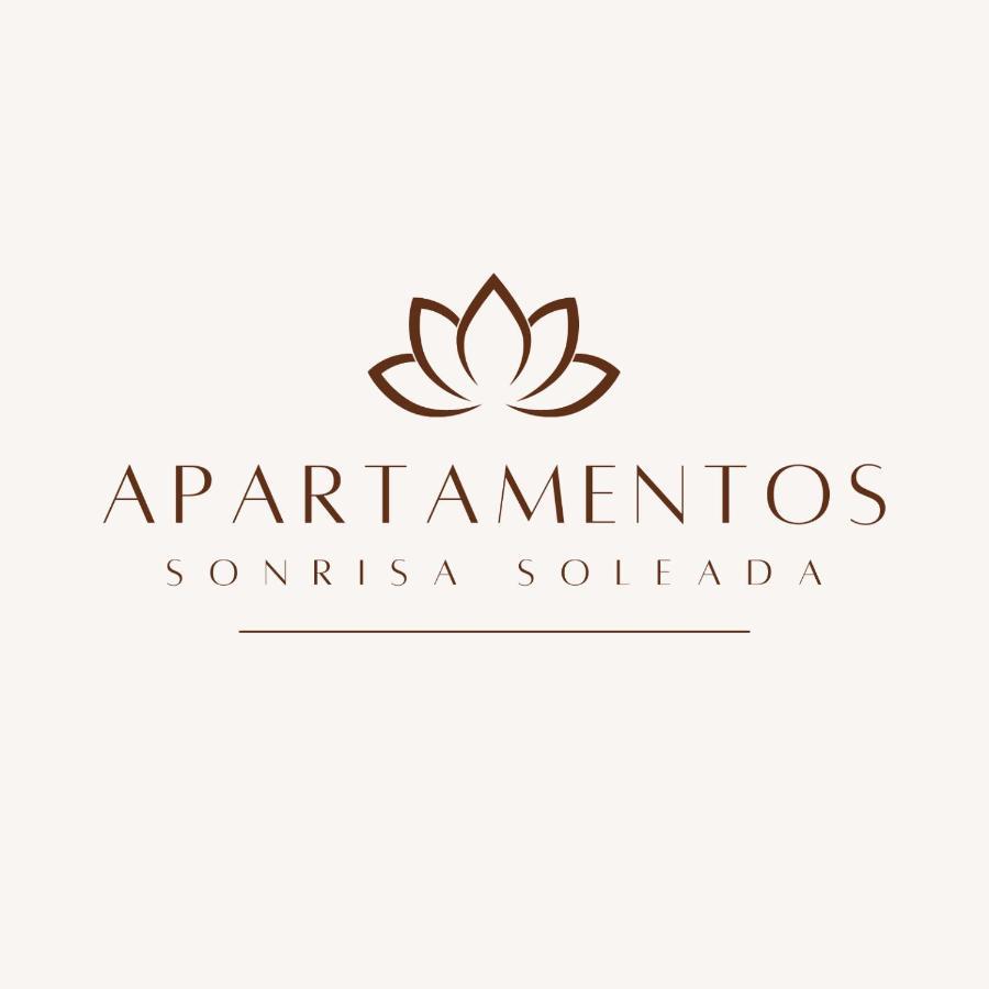 Sonrisa Soleada Apartment ซานตาโปลา ภายนอก รูปภาพ